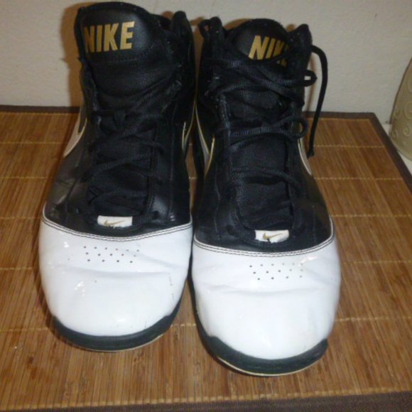 Nike Air Max   2009   Basketball Hi tops  Shoes  Vintage  Size 12 main image 4